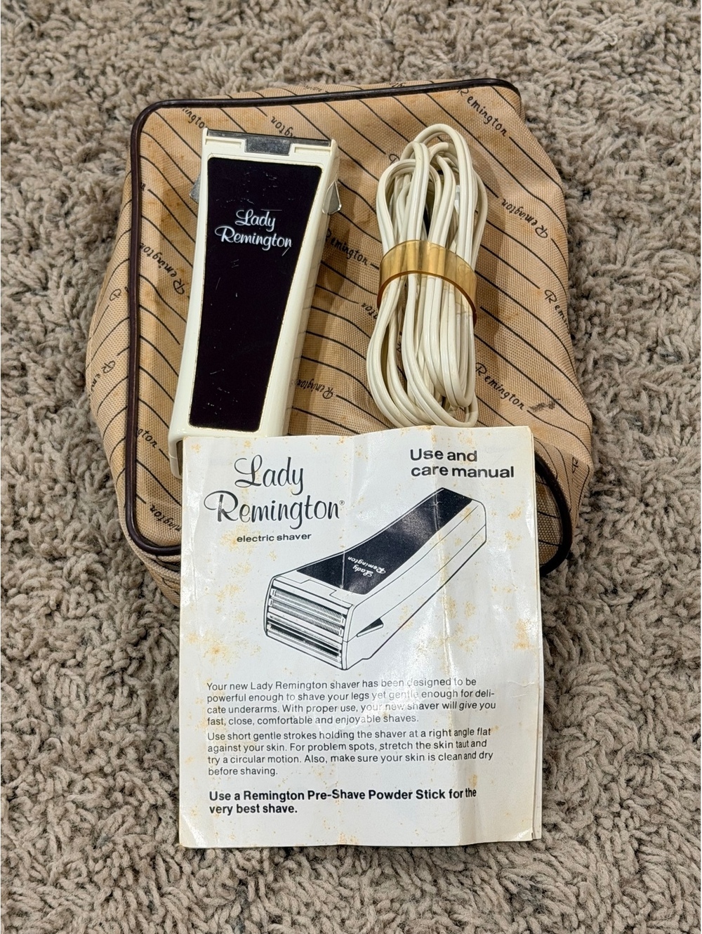 VTG Lady Remington Electric Shaver with Use and Care Manual - Tested Works